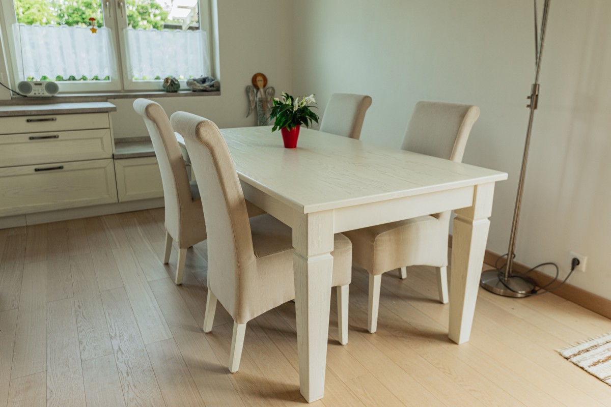 jedalensky stol realizacia 002