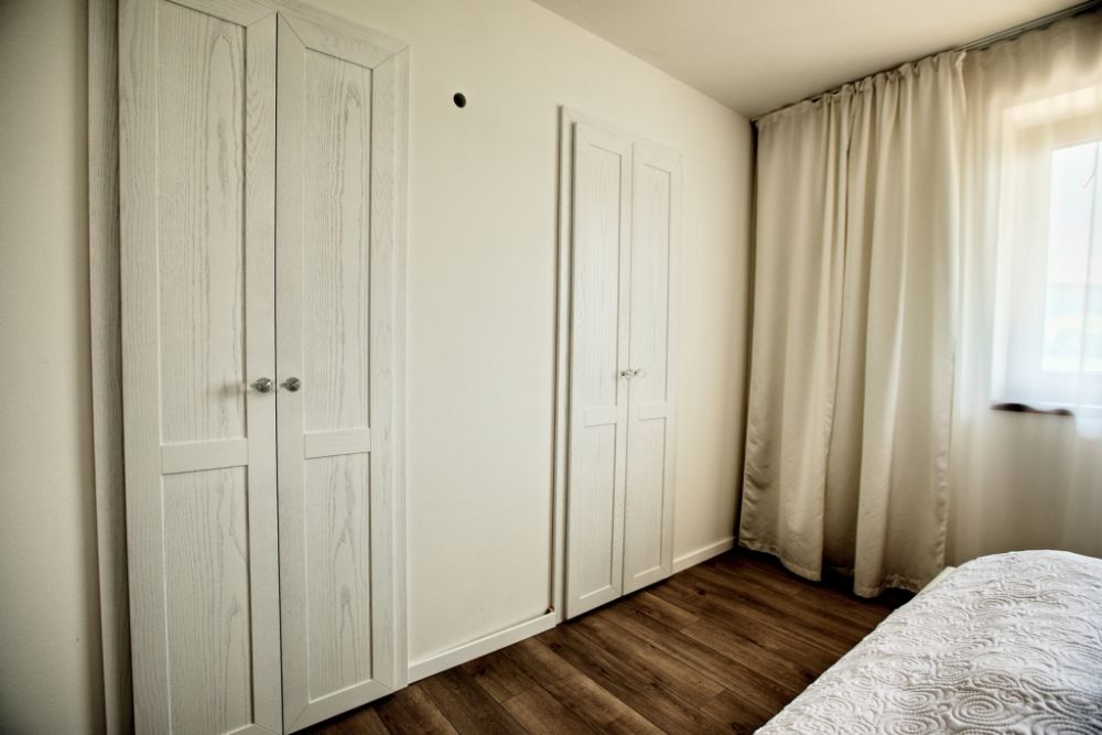 spalna satnikove dvere 001